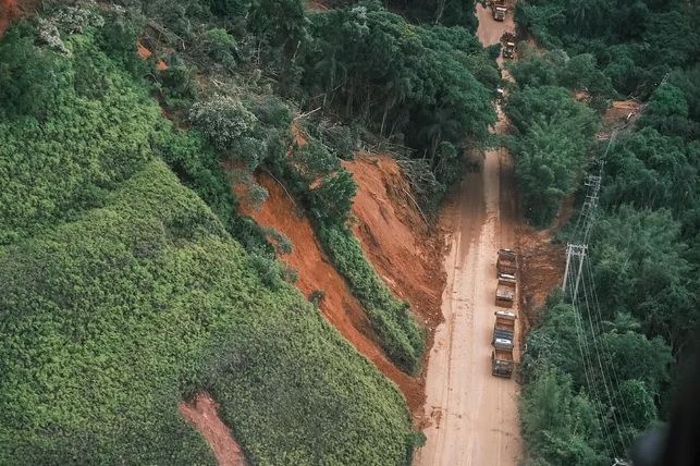  DER libera tráfego na rodovia Rio-Santos, mas orientação é que turistas não viajem para o local