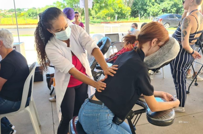  MÊS D’ELAS: Carreta da Beleza atende as mulheres nesta sexta-feira (24) na Praça do PEC