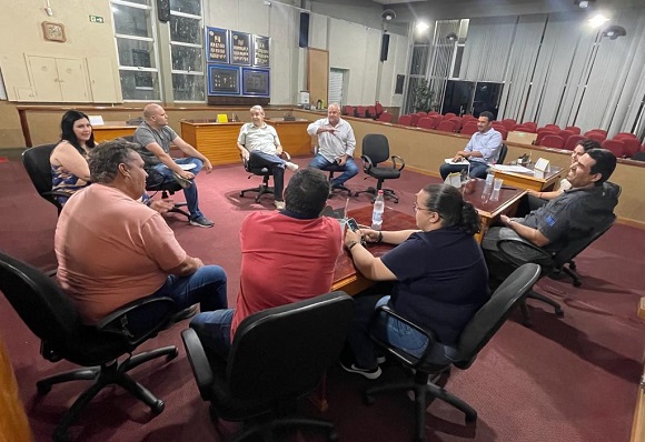  Vereadores de Bady se reúnem para analisar reajuste de salário para funcionários públicos