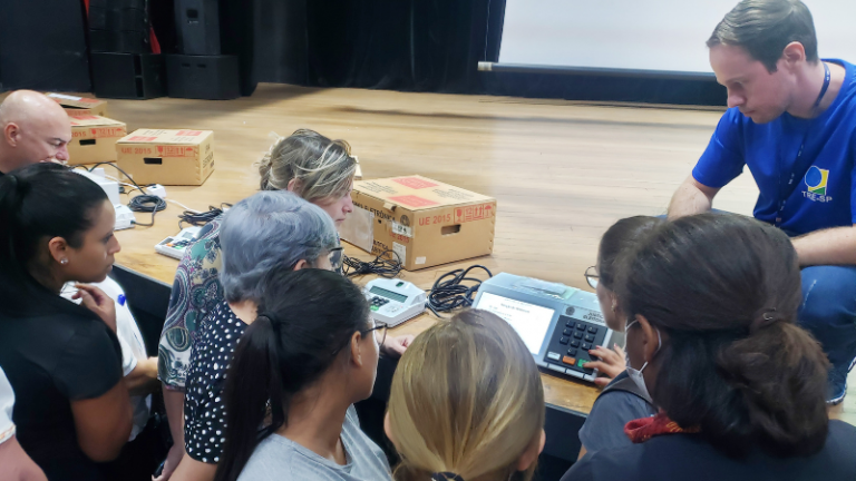  Justiça Eleitoral treina servidores para eleições do Conselho Tutelar