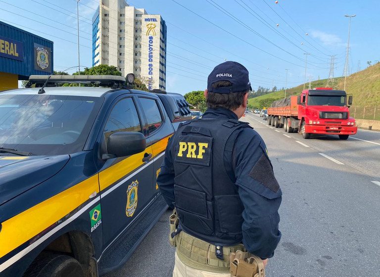  PRF encerra a Operação Nossa Senhora Aparecida com uma morte em Rio Preto