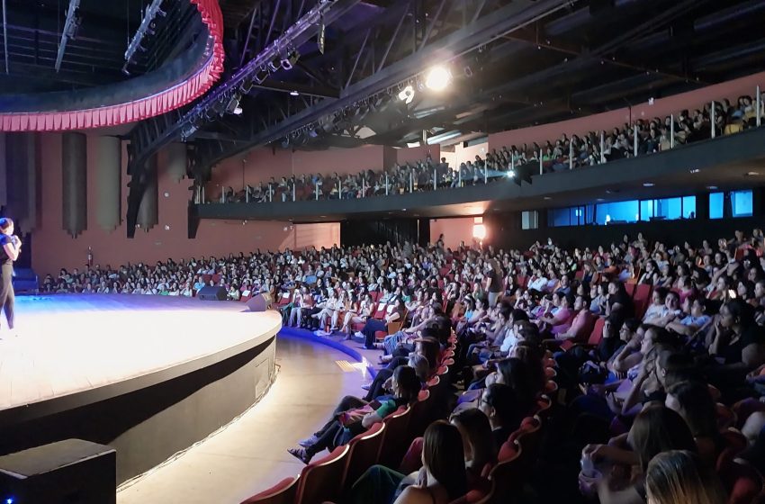  Educação promove Seminário de Boas Práticas no teatro Paulo Moura