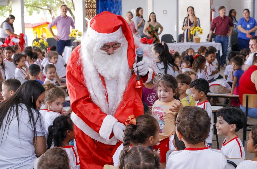 Campanha do Fundo Social entrega 335 sacolinhas de presentes no Jd. Nunes