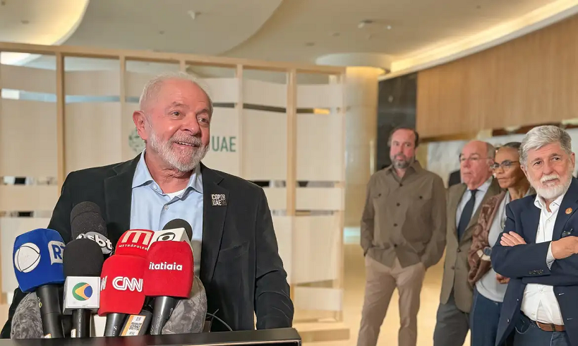  Lula pede “bom senso” de Venezuela e Guiana em disputa por território