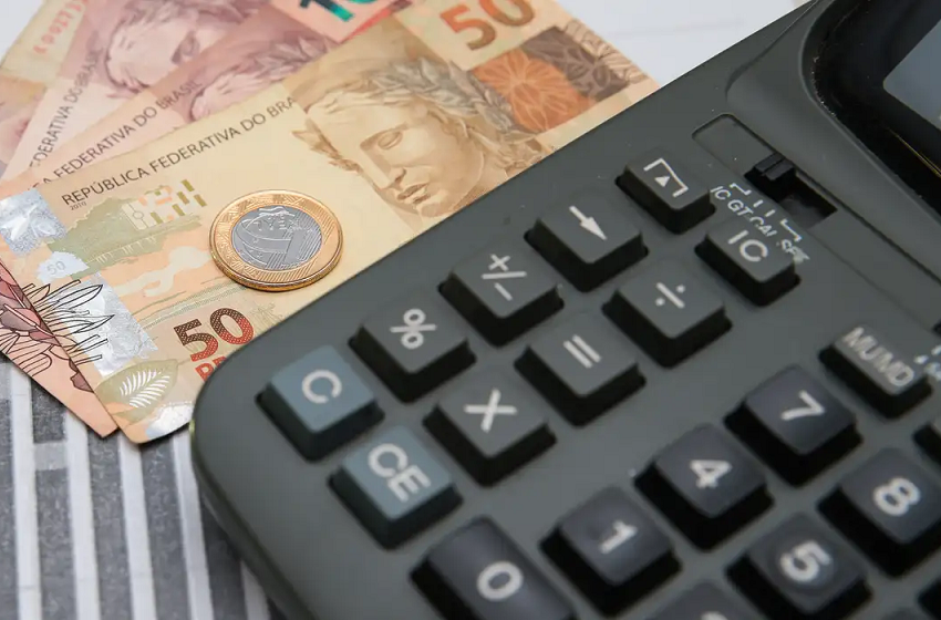  Pressionada por alimentos, inflação de novembro sobe para 0,28%