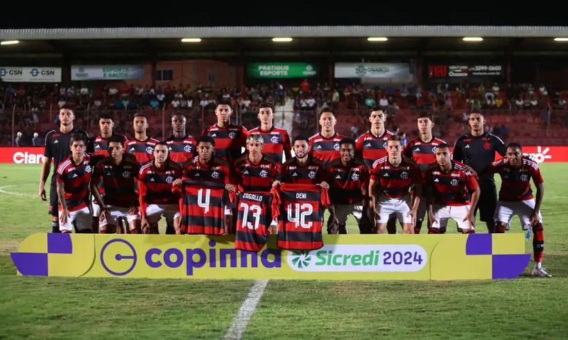  Mesmo desfalcado, Flamengo supera Náutico e segue vivo na Copinha
