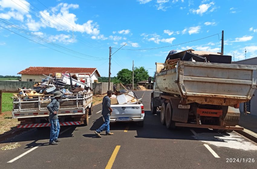  Mutirão de limpeza recolhe materiais em Talhado