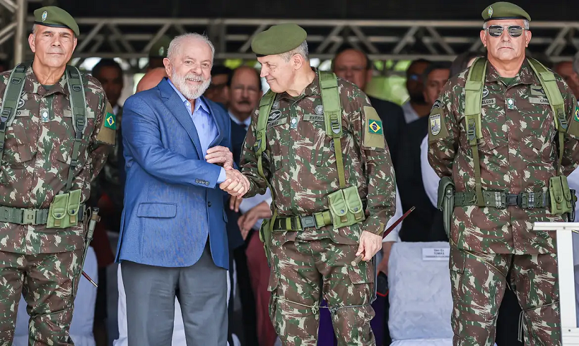  Lula: descontinuidade de obras é “uma das desgraças” que afetaram país