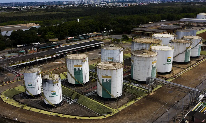  Reoneração integral do diesel retorna nesta segunda-feira