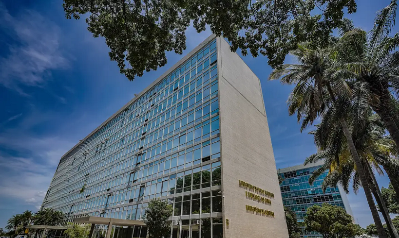  Mais de 100 mil pessoas já se inscreveram para concurso unificado