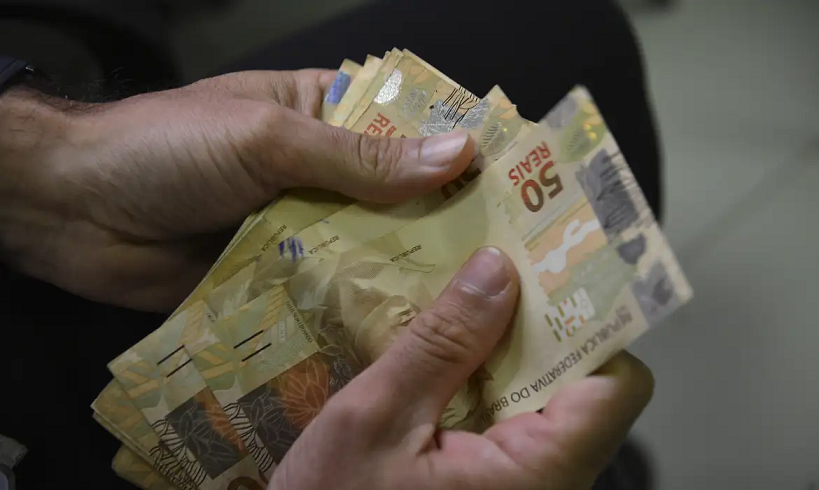  Poupança tem retirada líquida de R$ 87,82 bilhões em 2023