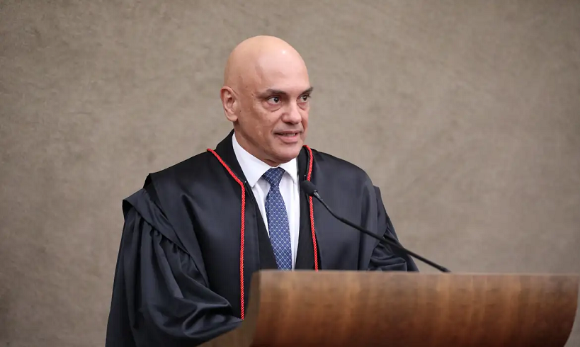  Moraes volta a defender regulamentação das redes sociais