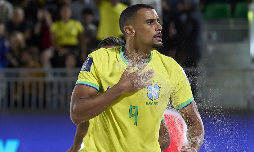  Brasil derrota Portugal e avança no Mundial de Beach Soccer
