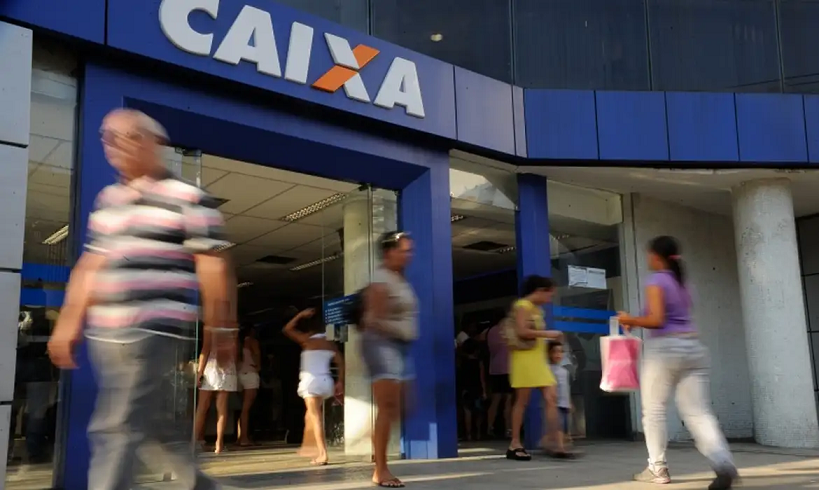  Agências bancárias retomam expediente a partir do meio-dia