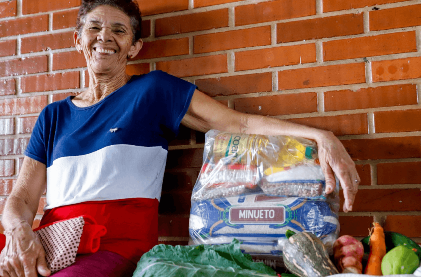  Em Rio Preto, 1,6 mil famílias recebem cesta básica e de hortifrútis