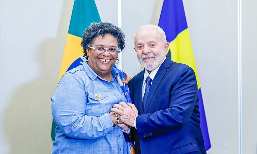  Lula e Mia Mottley discutem mudança climática em reunião na Guiana