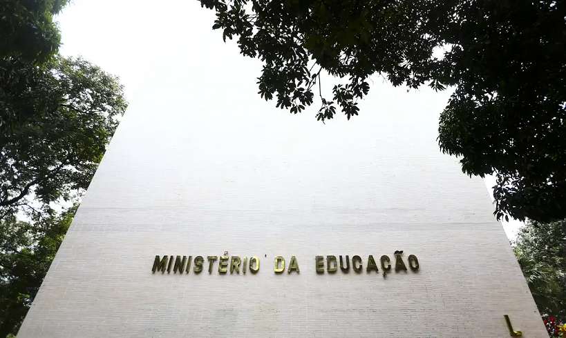  Governo deve repassar 37,2 milhões do salário-educação em 2024