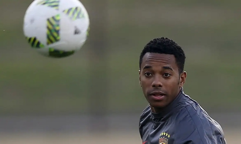  STJ decidirá em março se Robinho cumprirá pena por estupro no Brasil