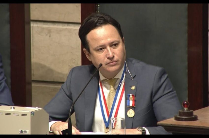  TRE do RJ cassa deputado estadual por abuso de poder religioso