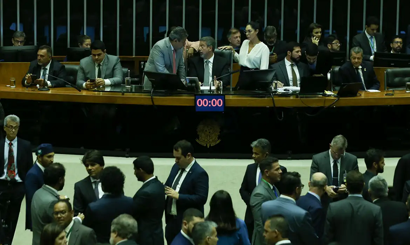  Câmara aprova fim da saidinha de presos; projeto vai à sanção
