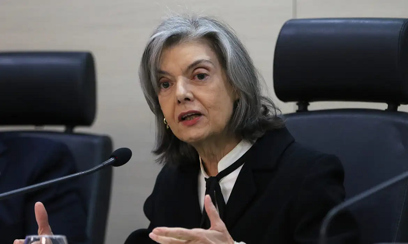  “Não é fácil para mulher chegar a qualquer cargo”, diz Cármen Lúcia