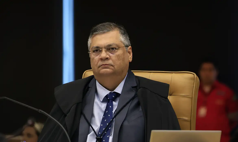  Dino rejeita recurso de Bolsonaro contra multa aplicada pelo TSE