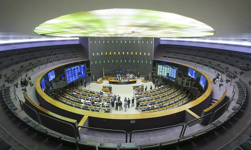  Câmara aprova novas regras para seguro obrigatório de veículos