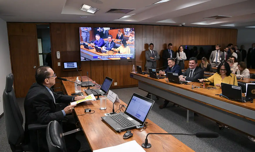  Comissão aprova multa em dobro para condenado por corrupção