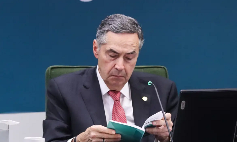  Barroso libera para julgamento processo sobre foro privilegiado