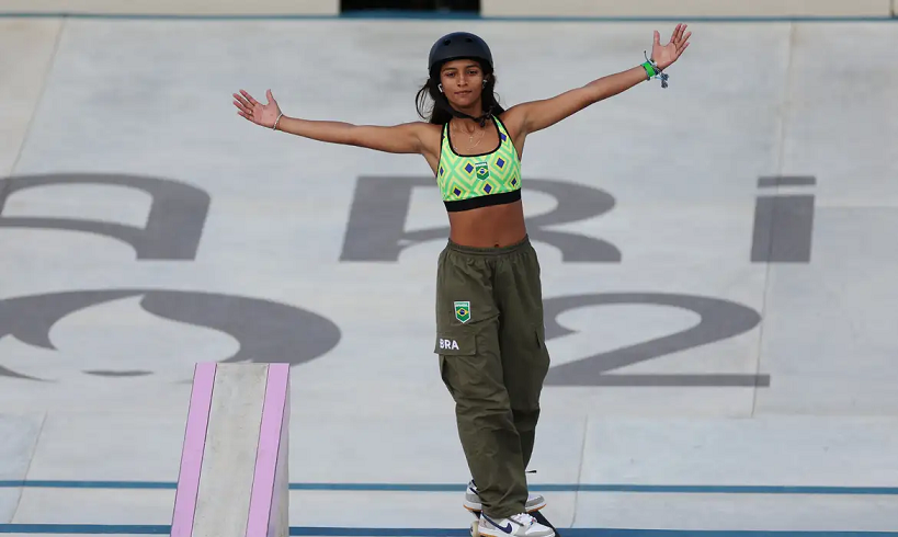  Rayssa Leal conquista medalha de bronze no skate street feminino