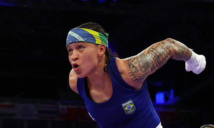  Bia Ferreira vence mais uma e garante ao menos o bronze em Paris