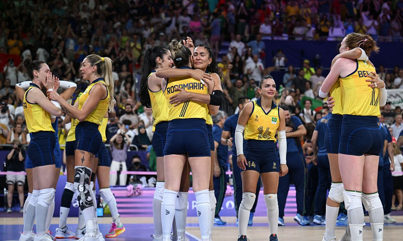  Brasil supera Turquia e conquista bronze no vôlei feminino em Paris