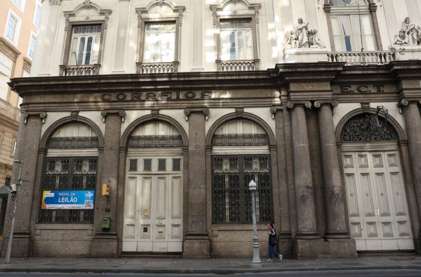  Antiga sede dos Correios no centro do Rio vai a leilão nesta quinta